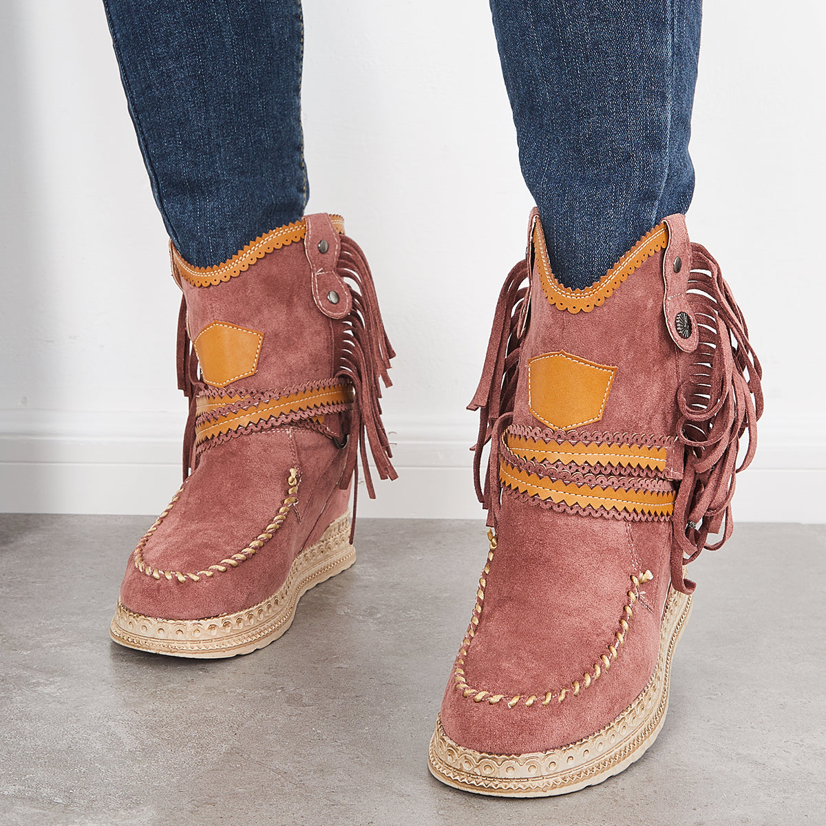 Otilia | Custom-made orthopedic casual boots.