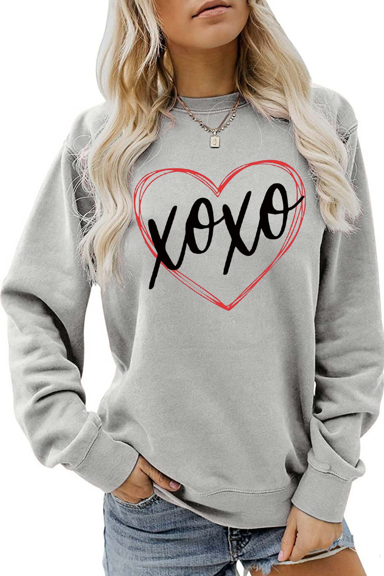 Claudia | Thin heart letter graphic sweatshirt