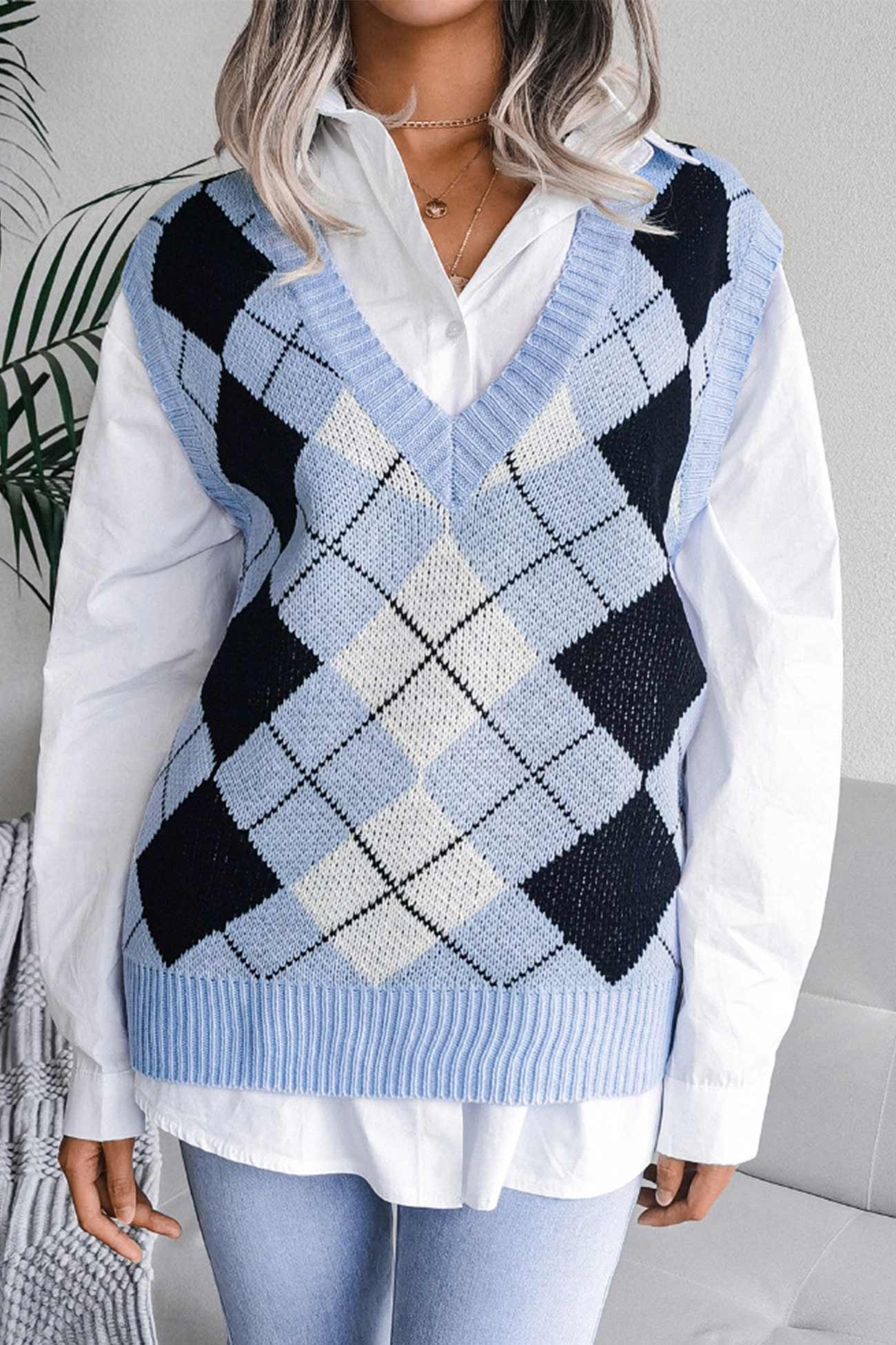 Milena | Checked knit tank top with V-neck