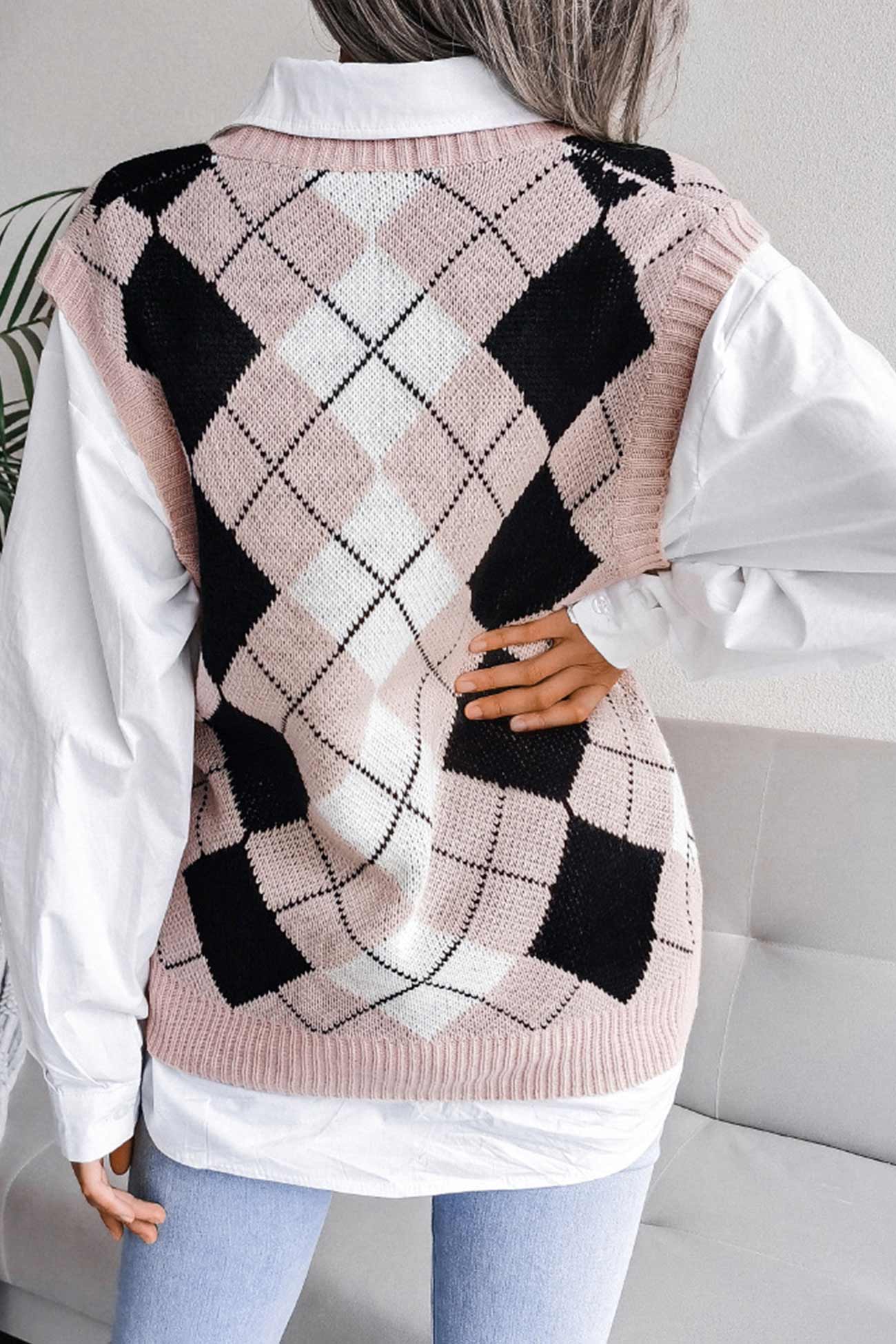 Milena | Checked knit tank top with V-neck
