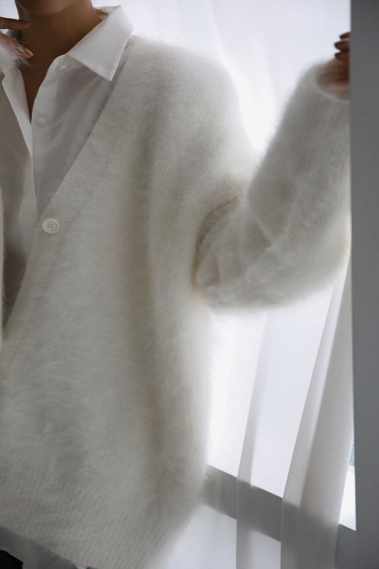 Henriette | V-neck cardigan made of imitation mink hair