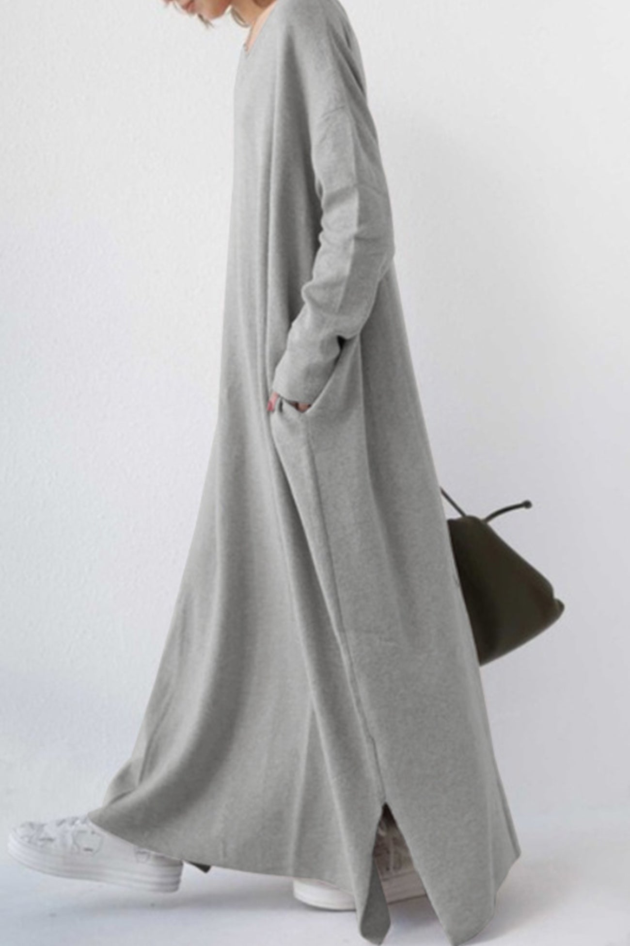 Elsa | V-neck sweatshirt dress with slit hem