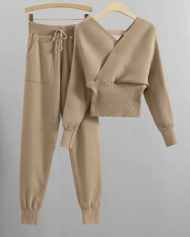 Felicia® | Sexy off-the-shoulder knit top and pants set