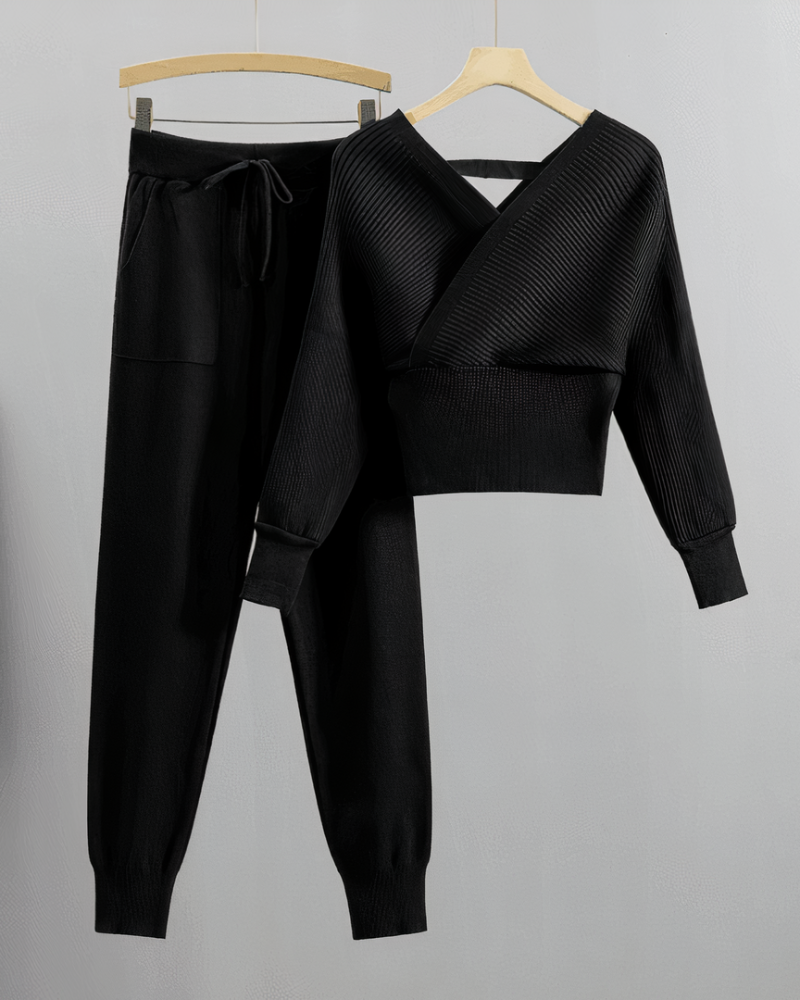 Felicia® | Sexy off-the-shoulder knit top and pants set