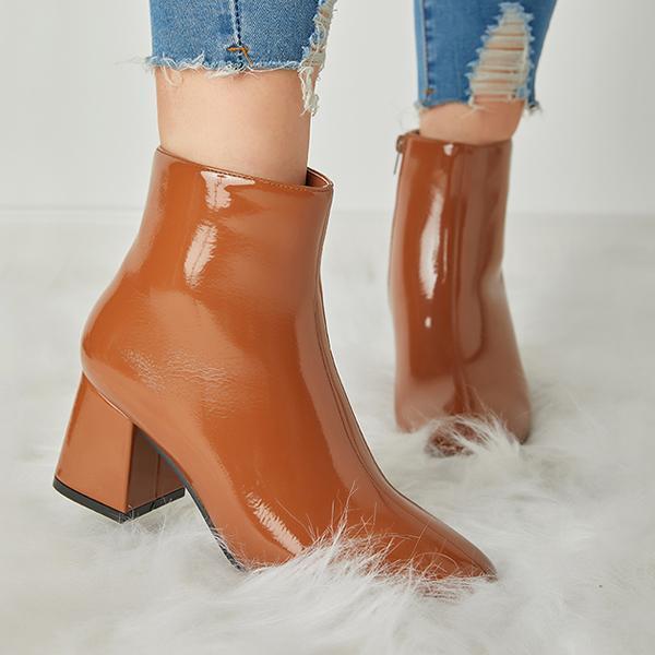 Paloma | Timeless and supportive orthopedic boots