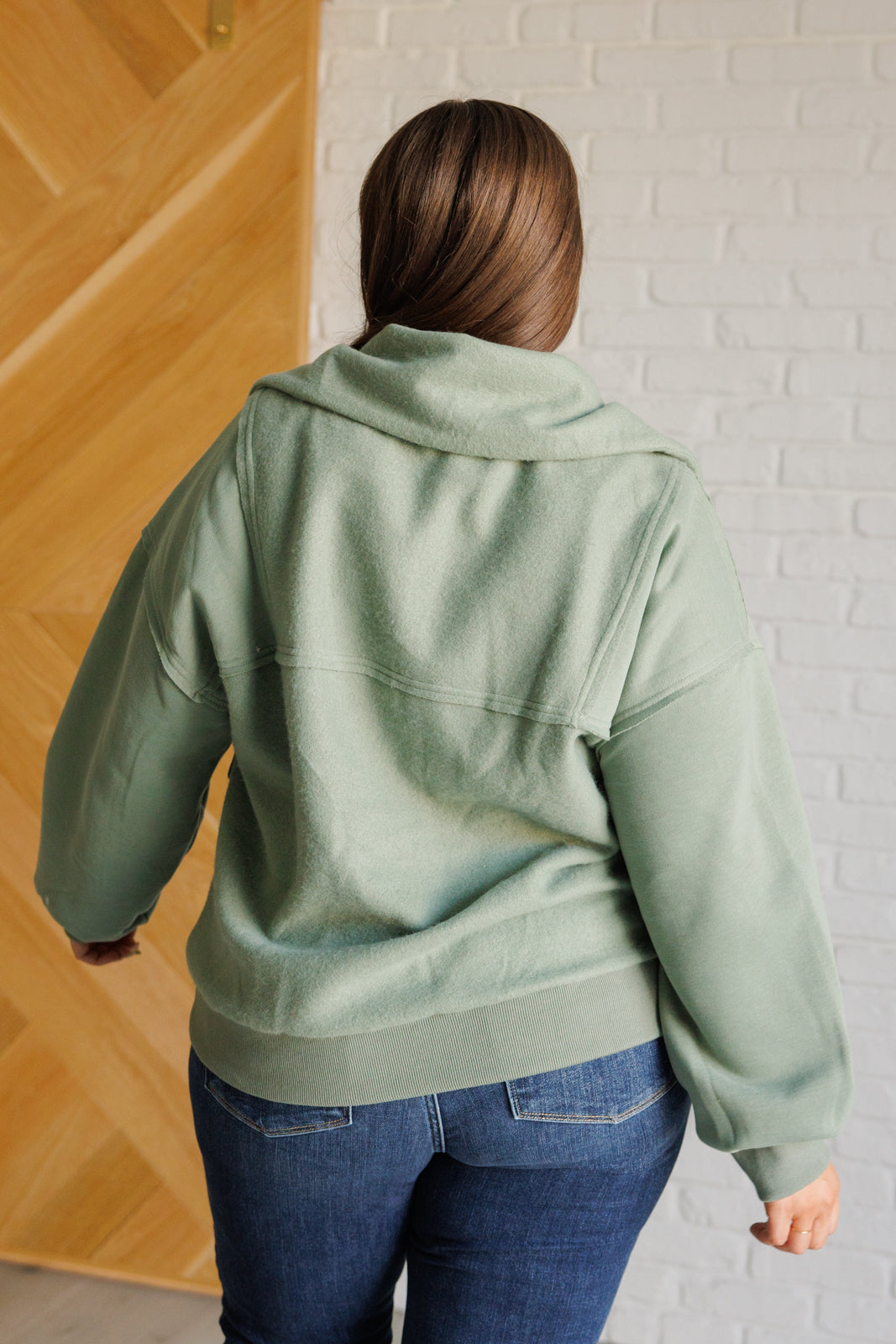 Olga | Winter is approaching. Fleece sweater with collar