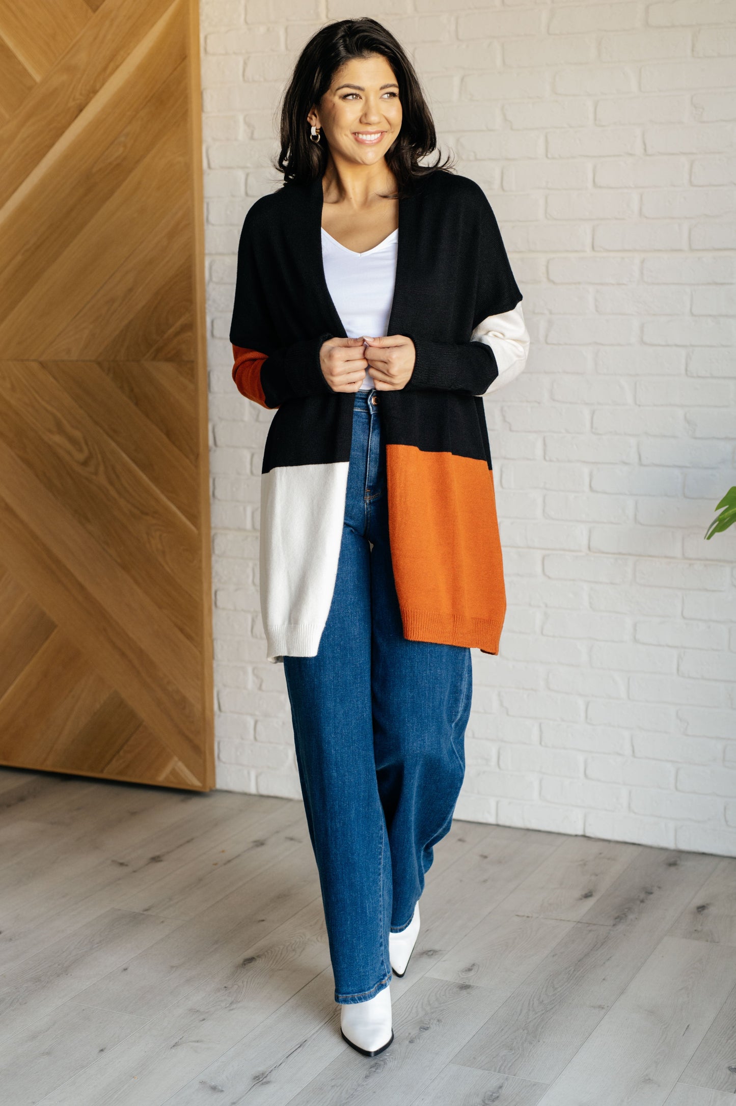 Rosanna | Writer's block cardigan with an open front