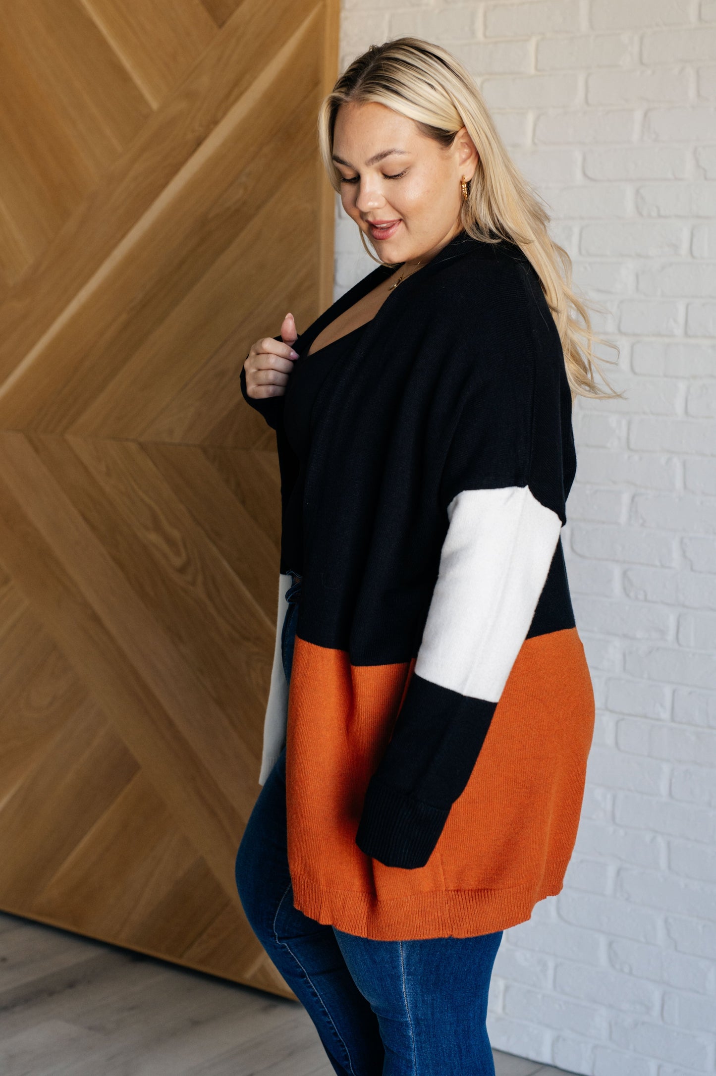 Rosanna | Writer's block cardigan with an open front