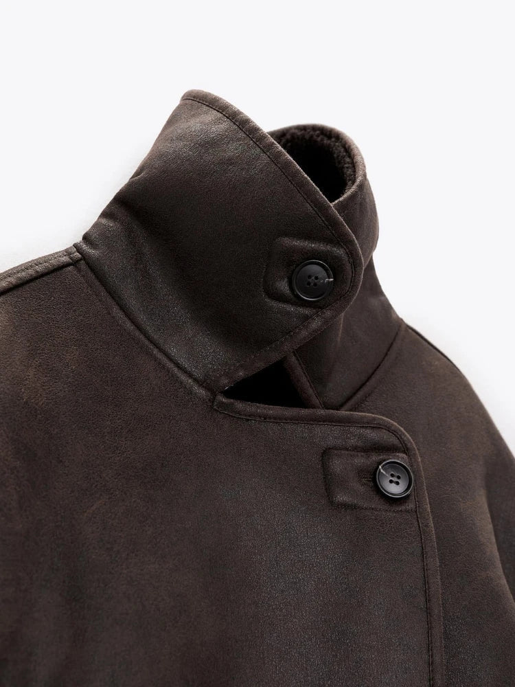 Amelia | Relaxed and timeless winter coat
