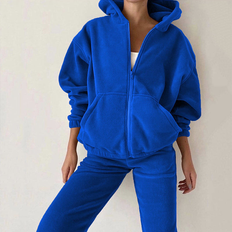 Concepcion | Velvet house set with hood and zip