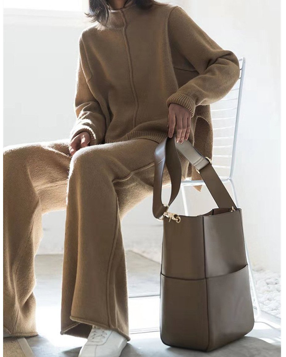 Camila | Timeless and elegant winter clothing