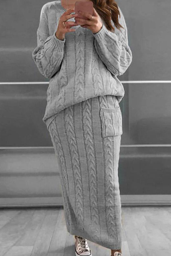 Fabiola| Effortless and chic winter sweater