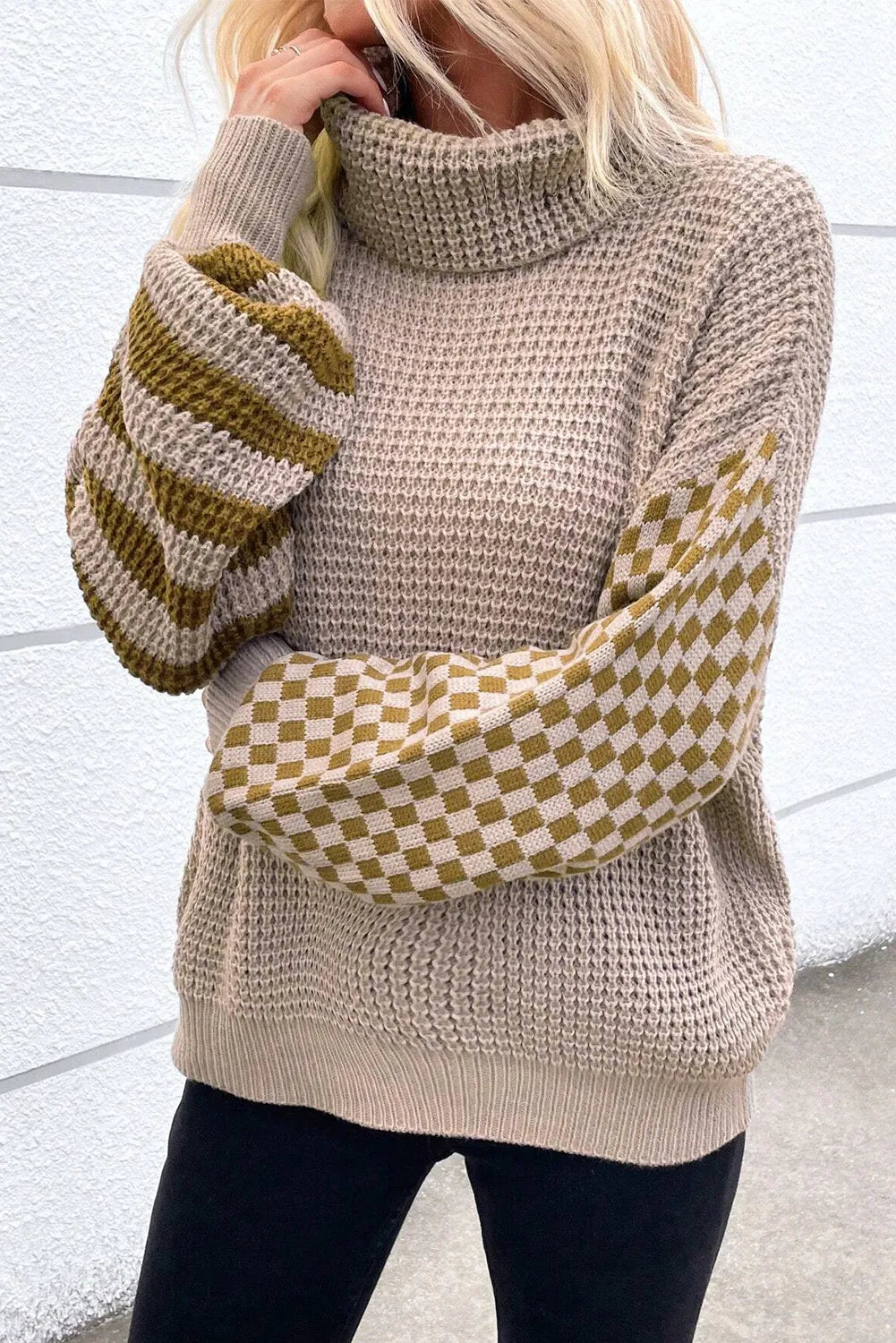 Agnieszka | Checked striped turtleneck sweater with long sleeves