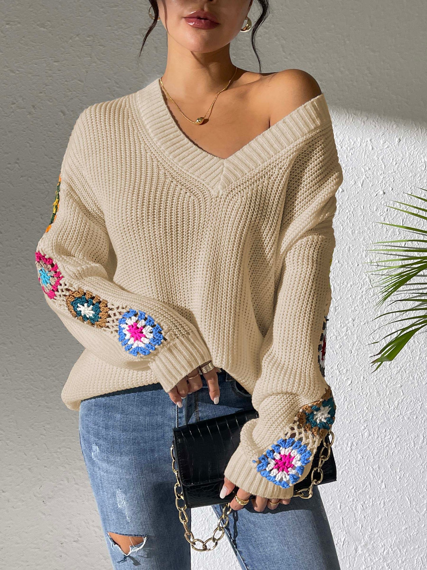 Marta | Crochet floral V-neck sweater
