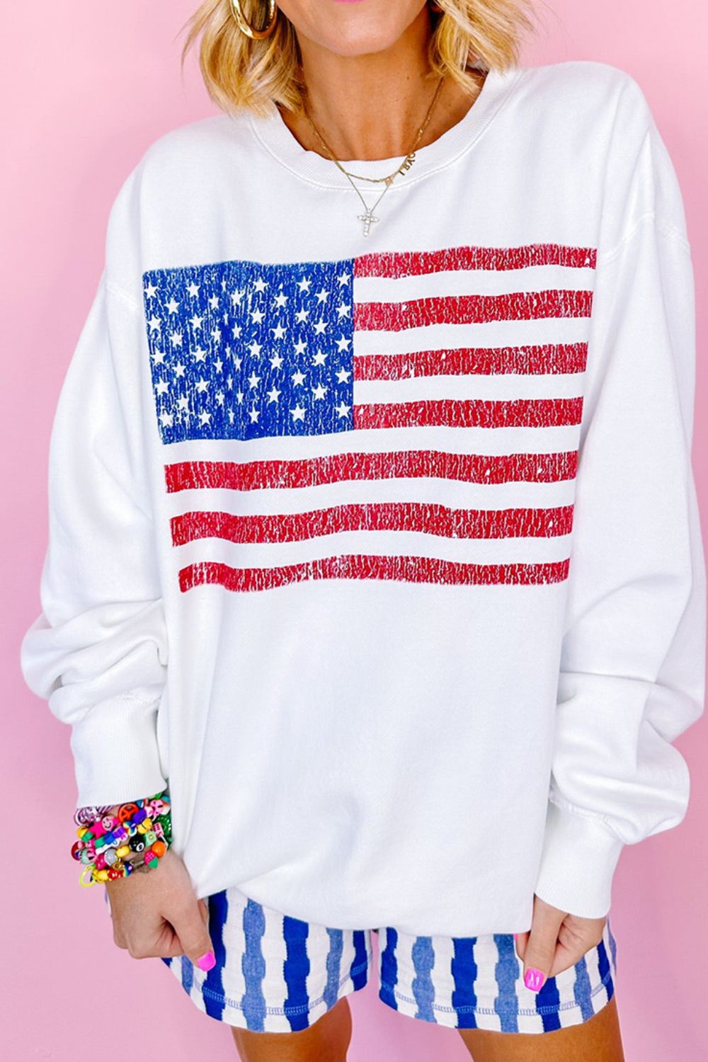 Xandra | Long sleeve crew neck sweatshirt with US flag