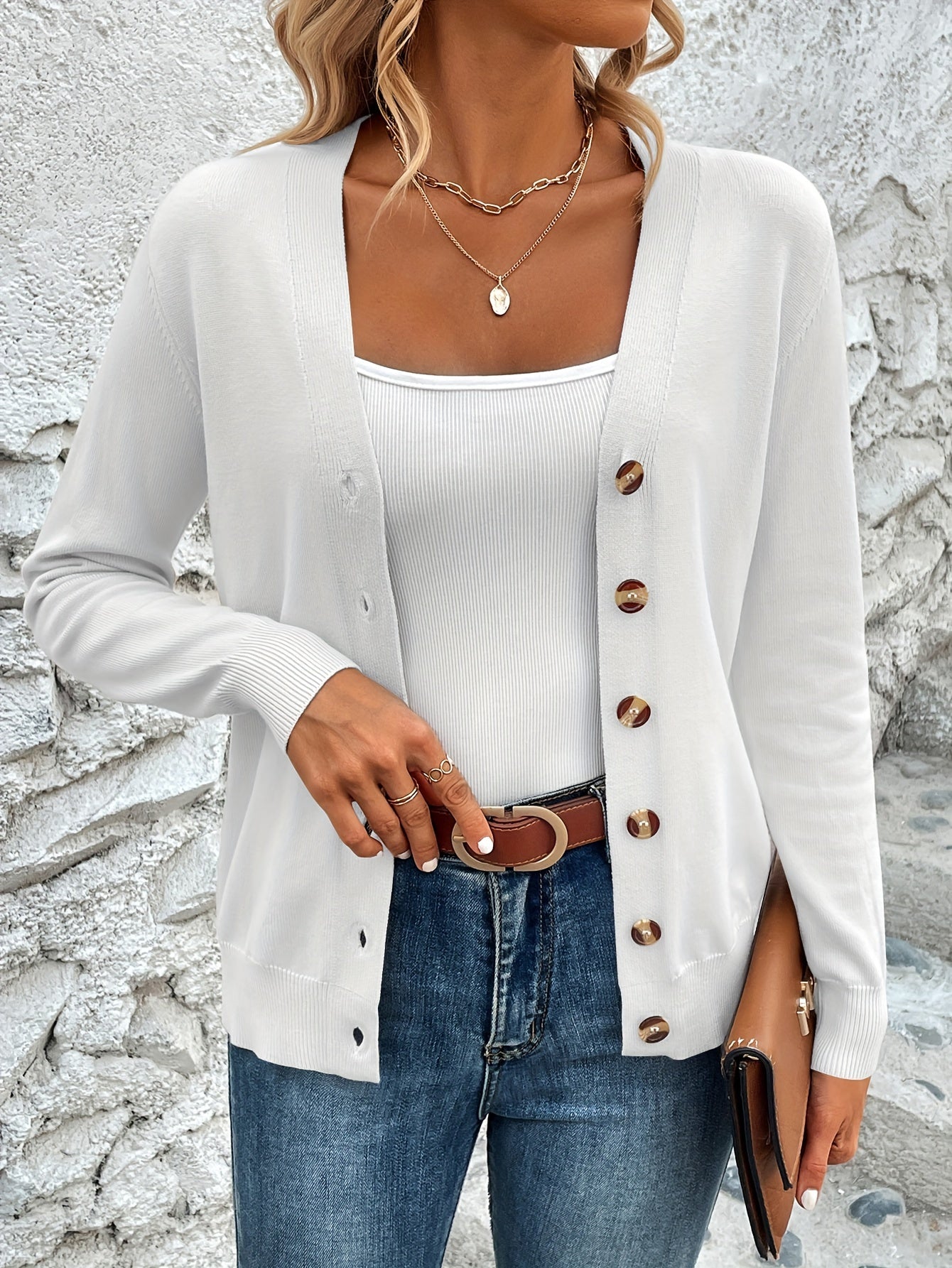 Lorena | Relaxed and timeless winter top