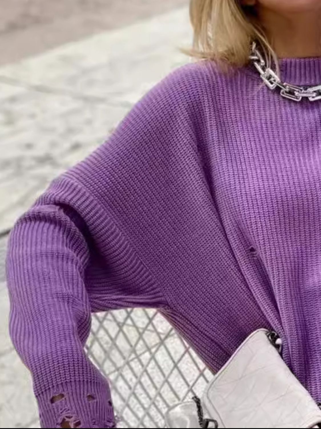 Brigitta | Long-sleeved crew-neck sweater with a distressed look
