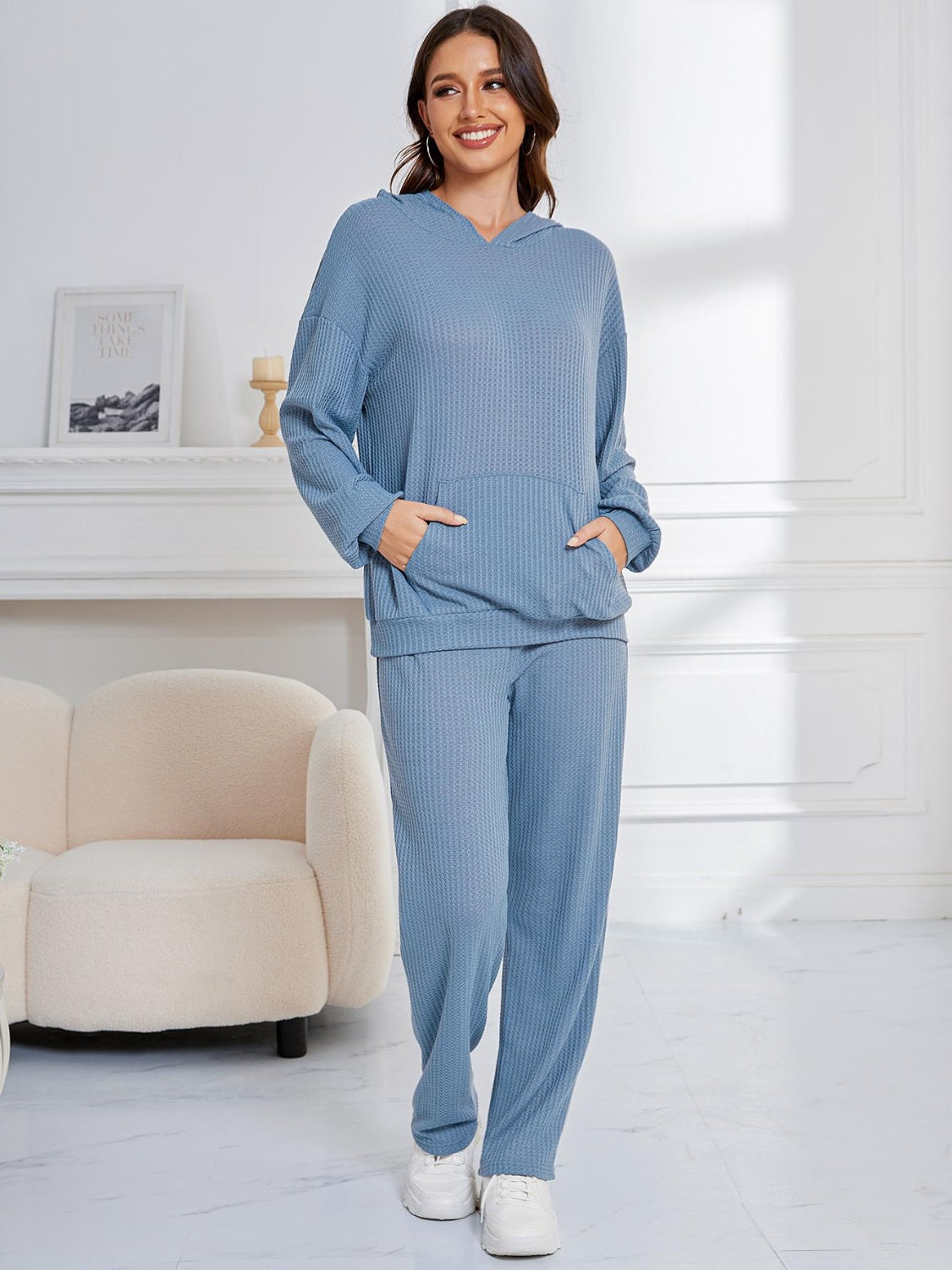 Zahira | Long-sleeved hoodie and drop-shoulder trousers set
