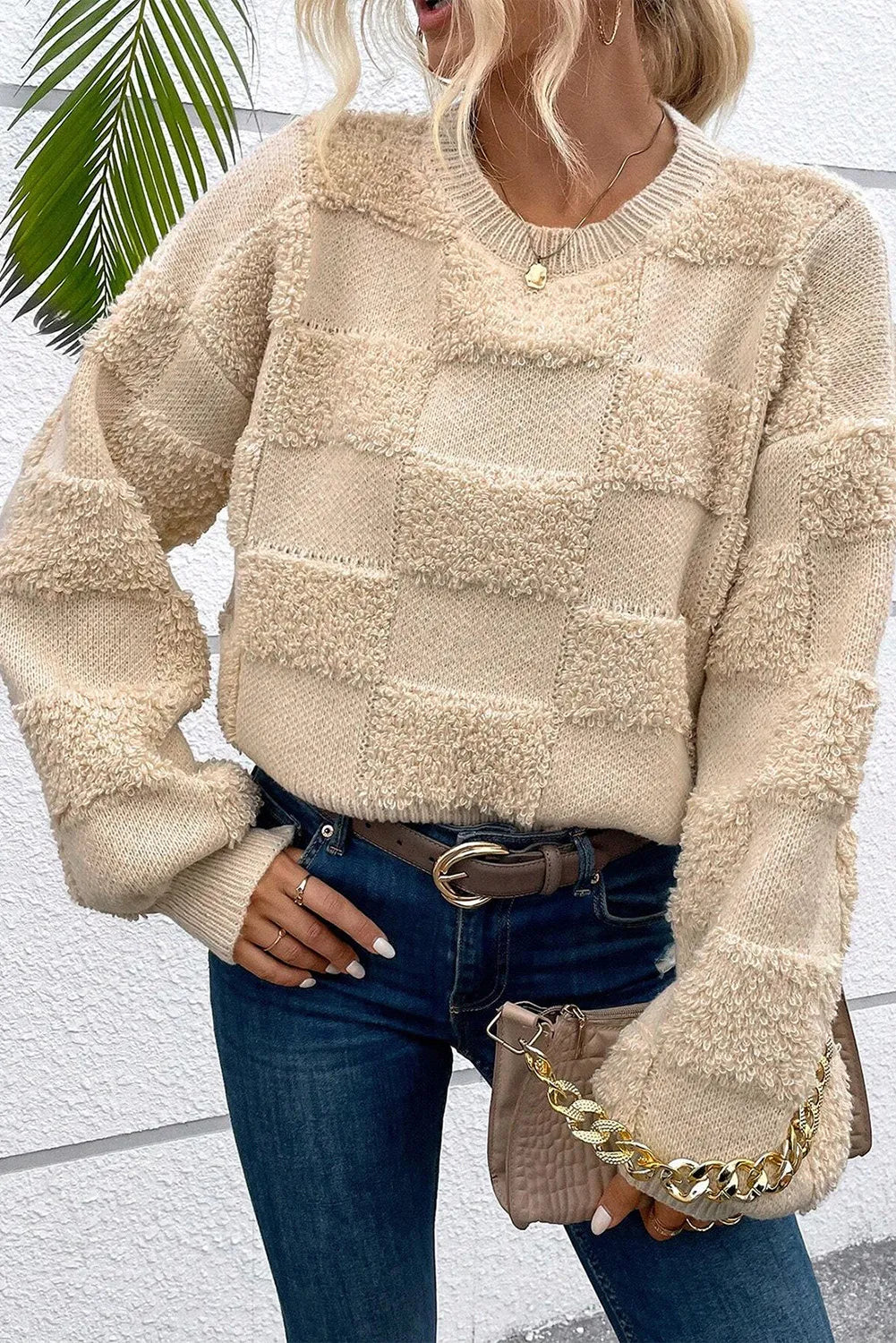 Monique | Checked sweater with a crew neck and dropped shoulders