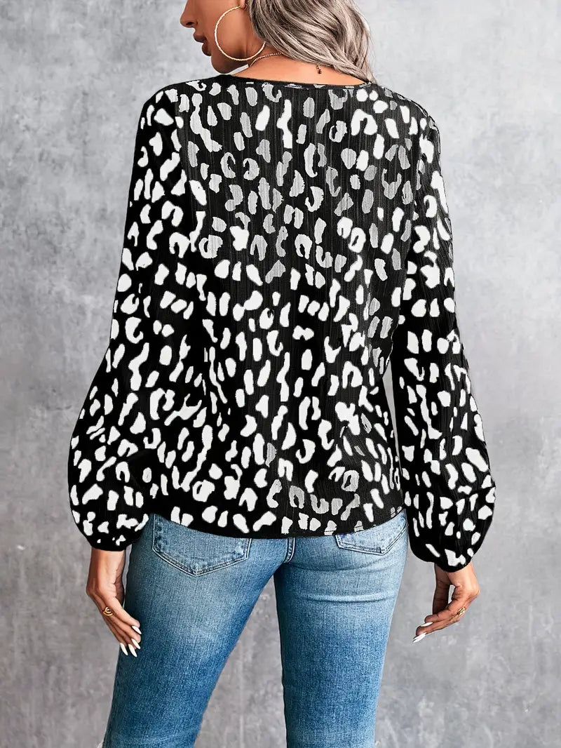 Patricia | Chic and relaxed winter blouse