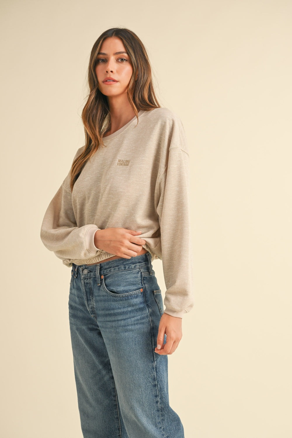Alba | Mable crew neck sweatshirt with letter embroidery