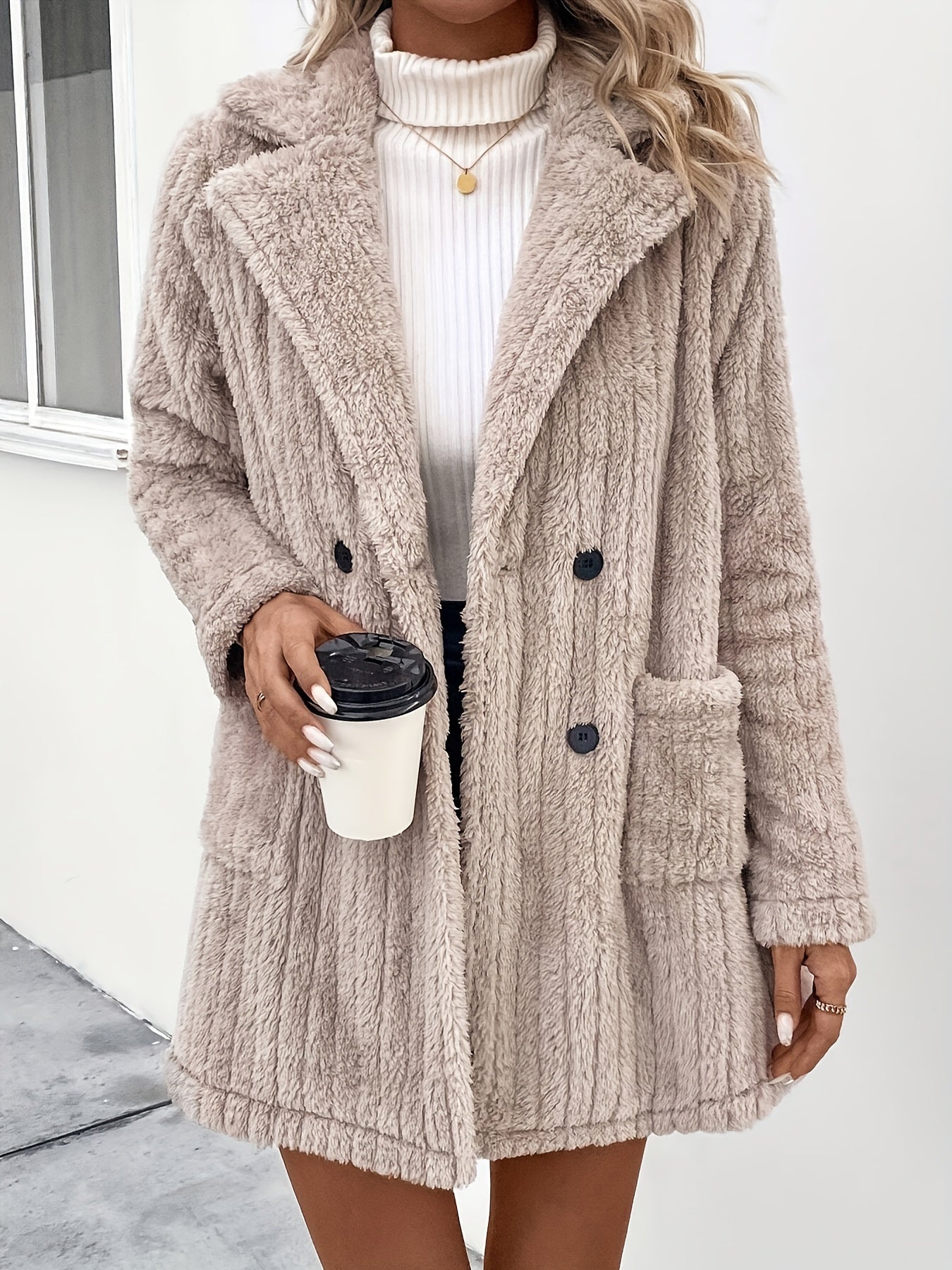 Janine | Elegant coat for cold days