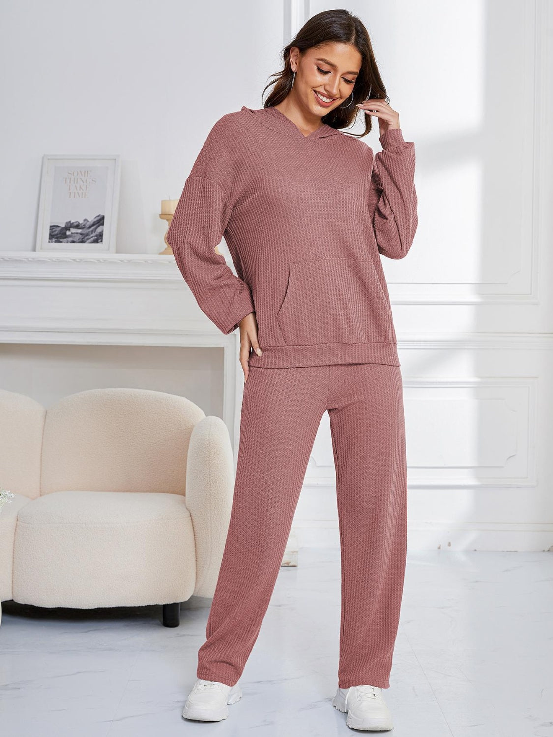 Zahira | Long-sleeved hoodie and drop-shoulder trousers set