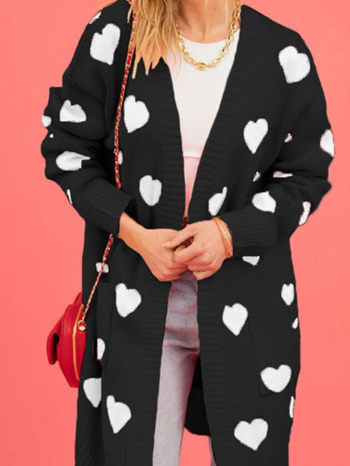 Nuria | Heart-shaped, long-sleeved cardigan with an open front