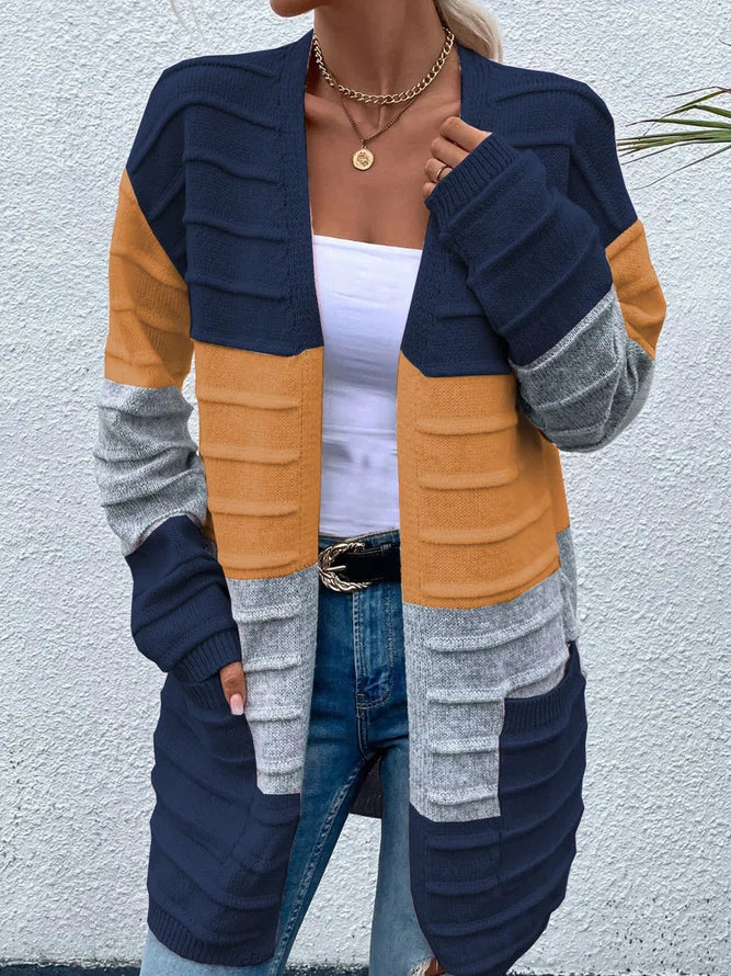 Victoria | Casual and effortless winter garment