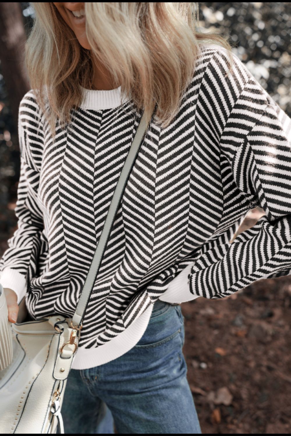 Silvia | Striped long-sleeved sweater with a crew neck