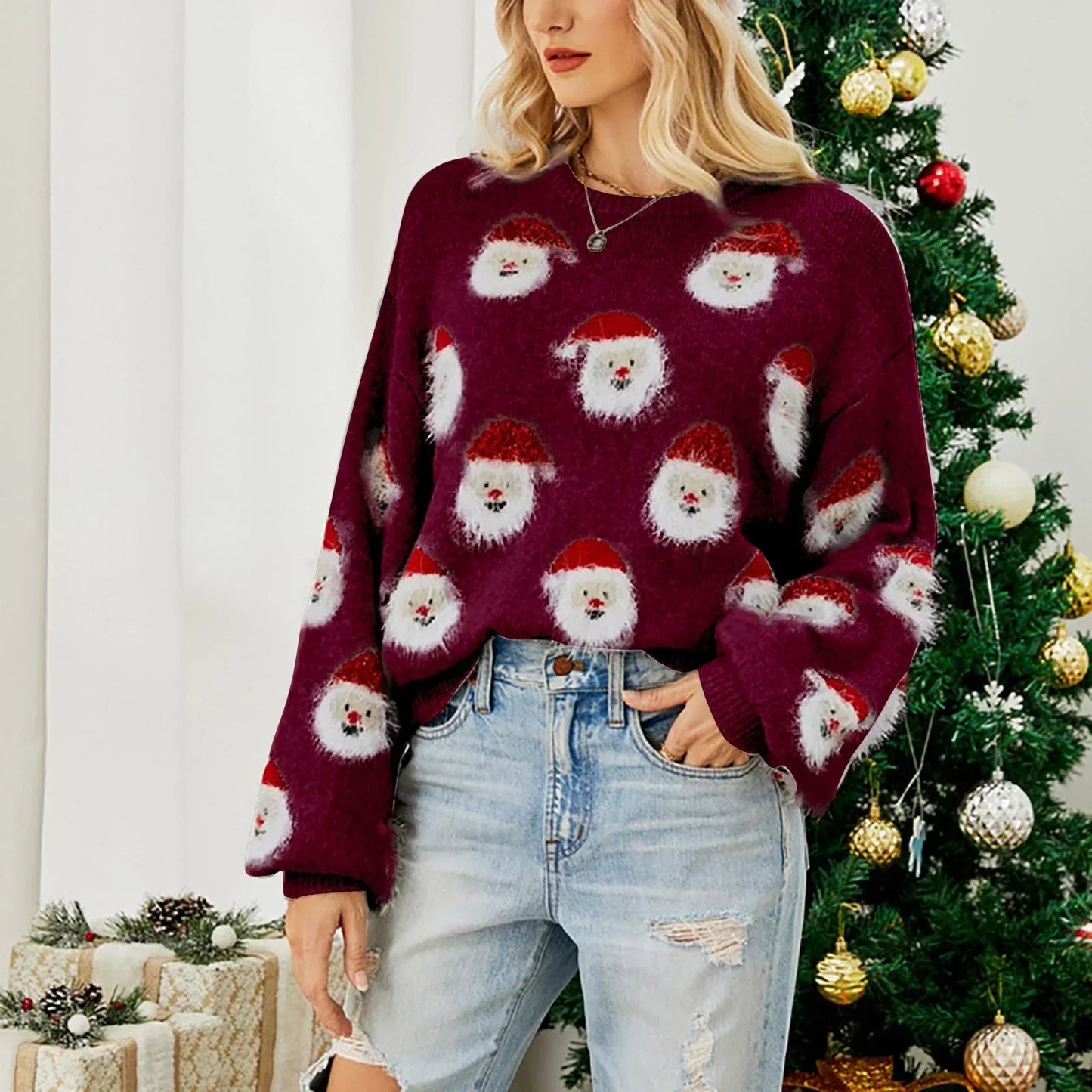 Azucena | Oversized Christmas sweater with Santa Claus motif