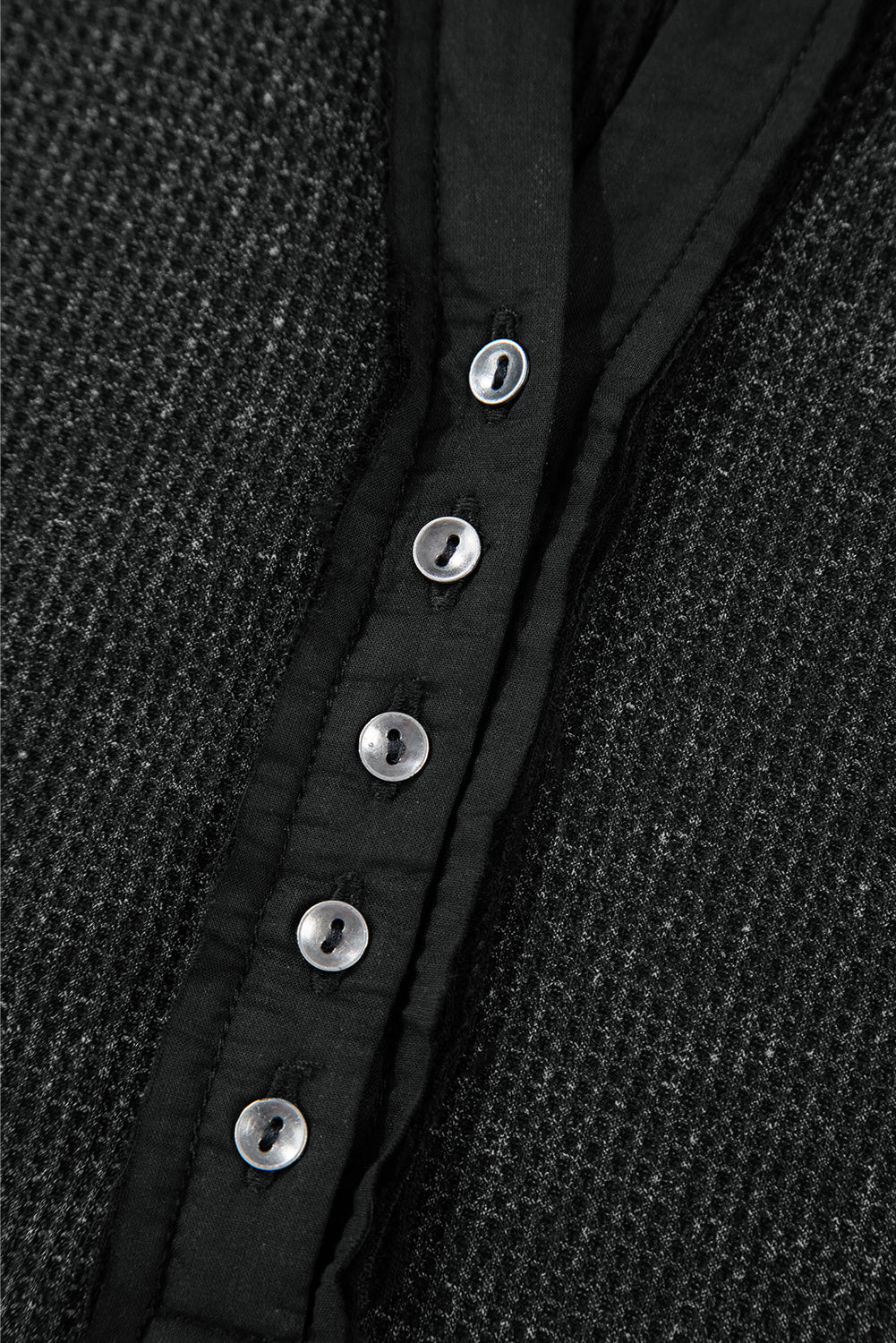 Sonia | Modern and casual winter top.