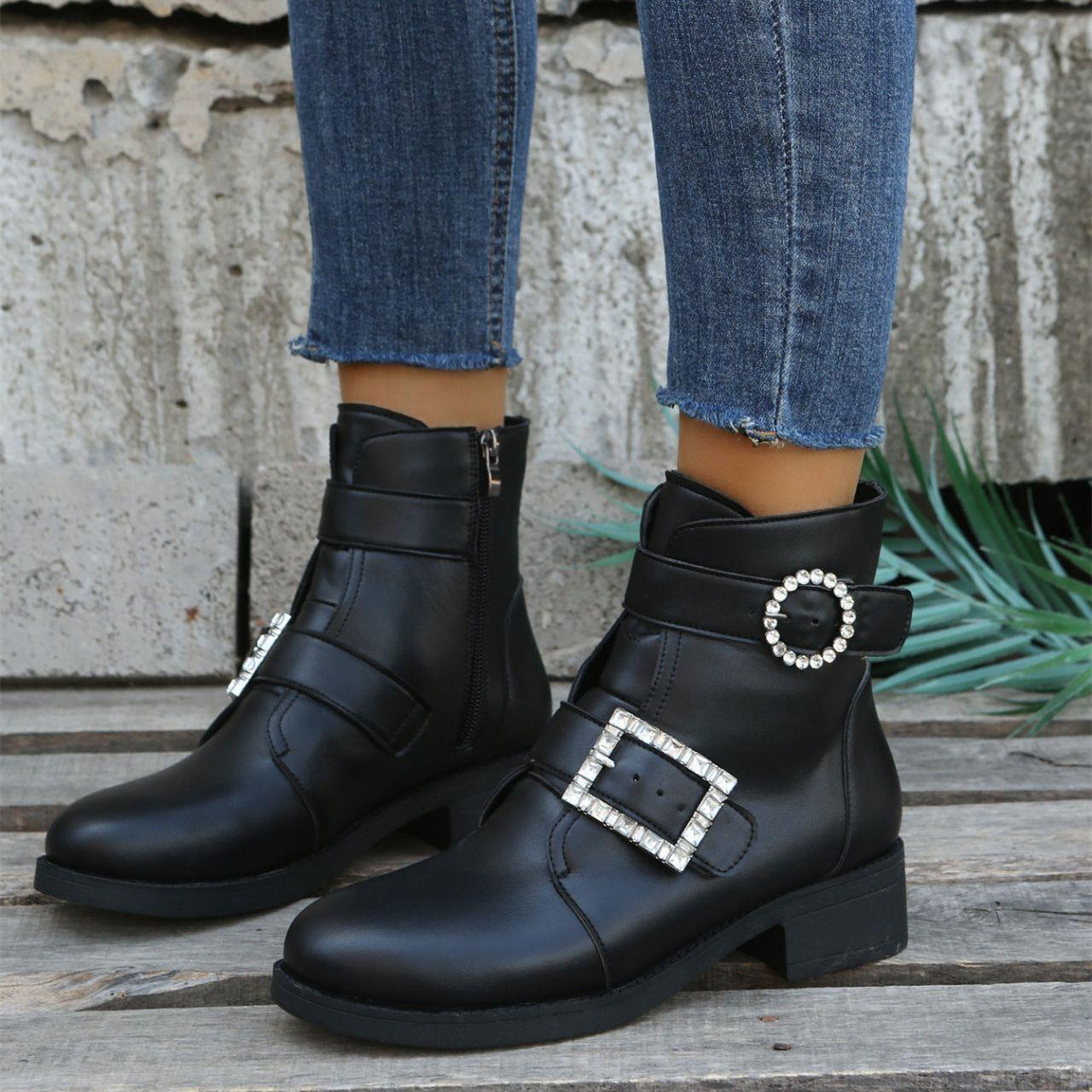 Yessica | Tailored and comfortable orthopedic boots