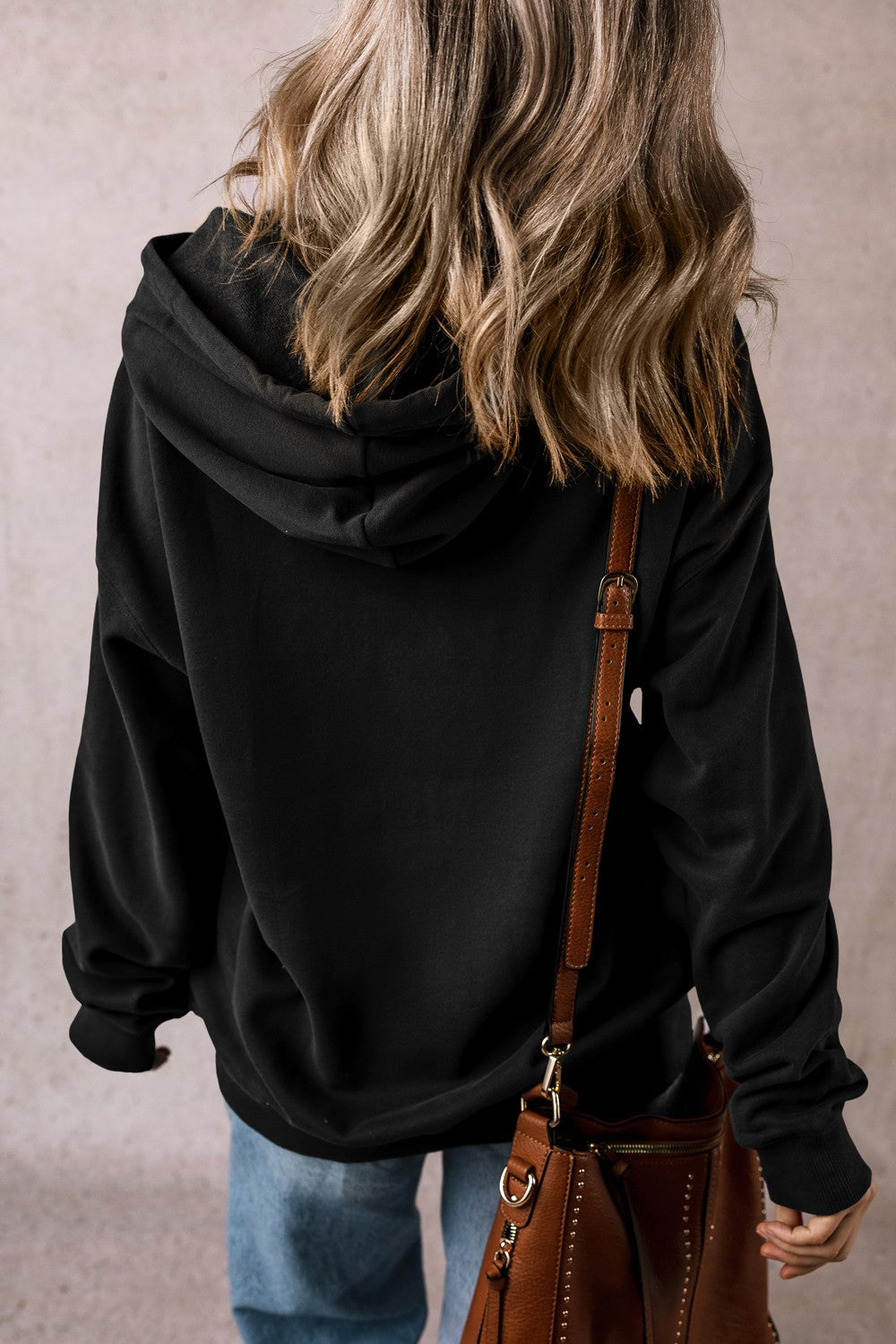 Stefanie | Long sleeve hoodie with drawstring and pockets