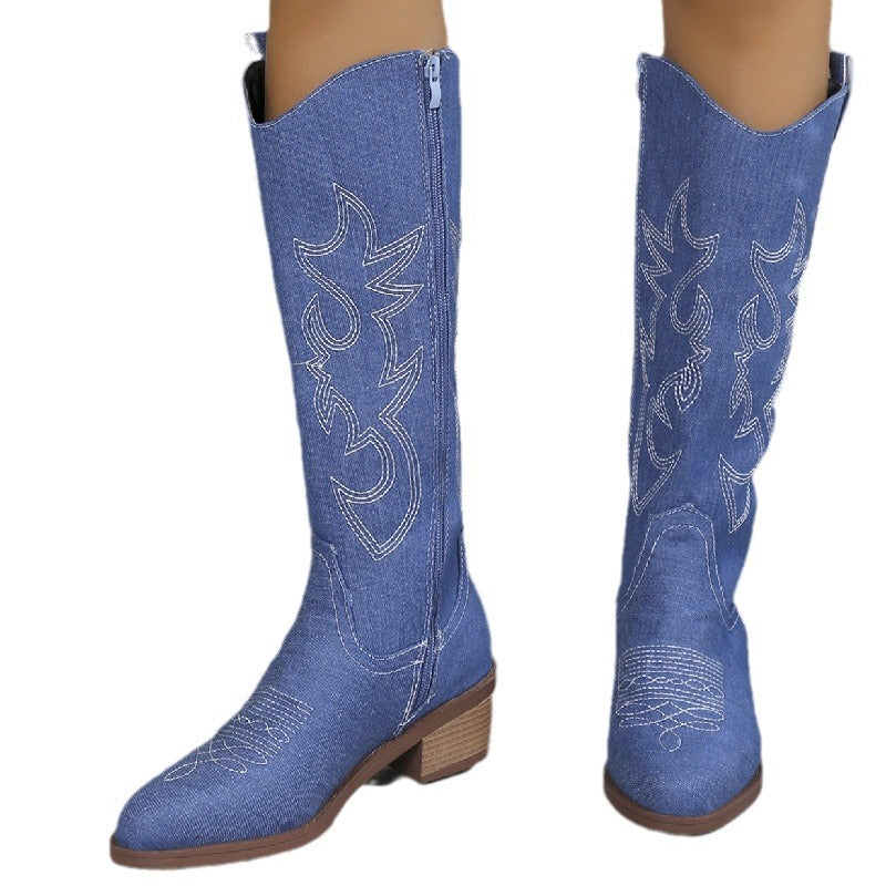 Maria José | Relaxed and supportive orthopedic footwear.