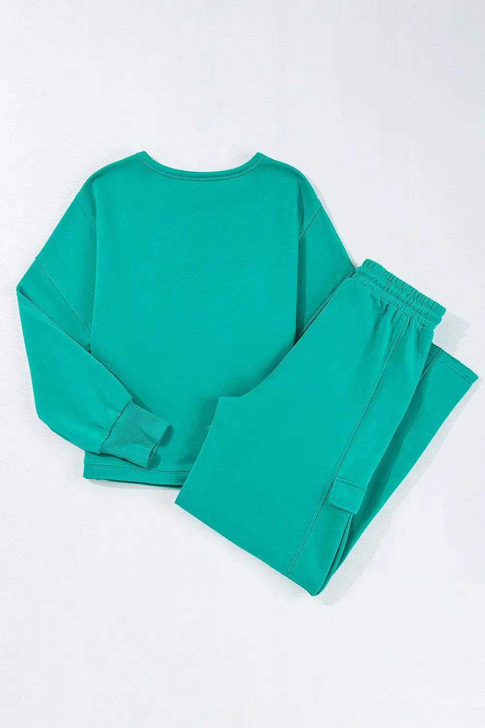 Yazmin | Complete set consisting of a long-sleeved crew-neck shirt and drawstring trousers