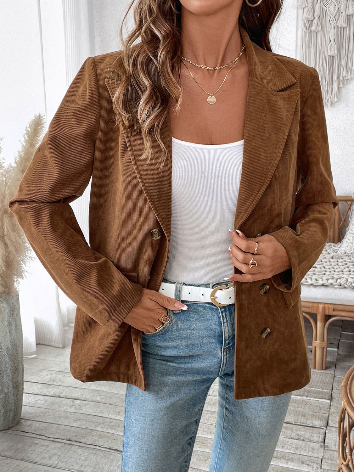 Daniela | Perfee long-sleeved outerwear with decorative pocket flap and lapel collar