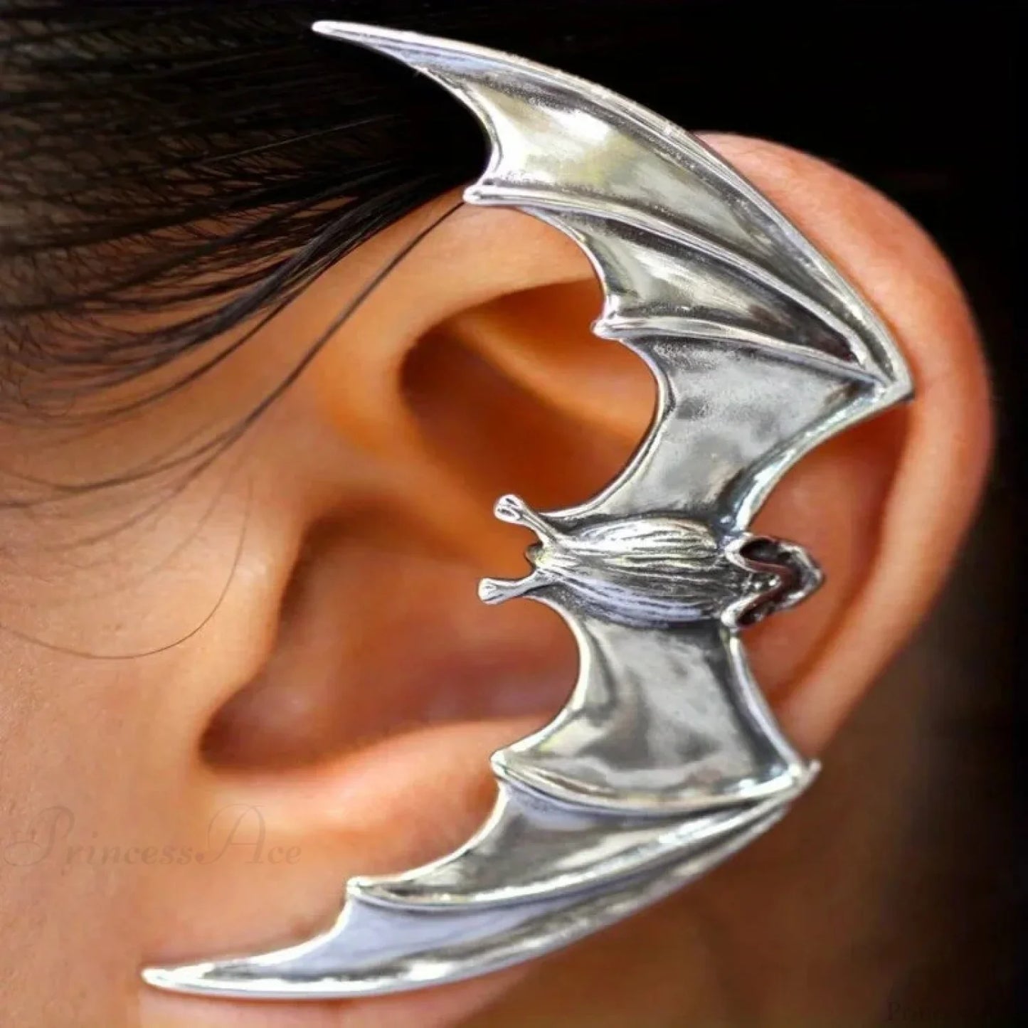 Antique Dark Dragon Talon Zinc Alloy Earring