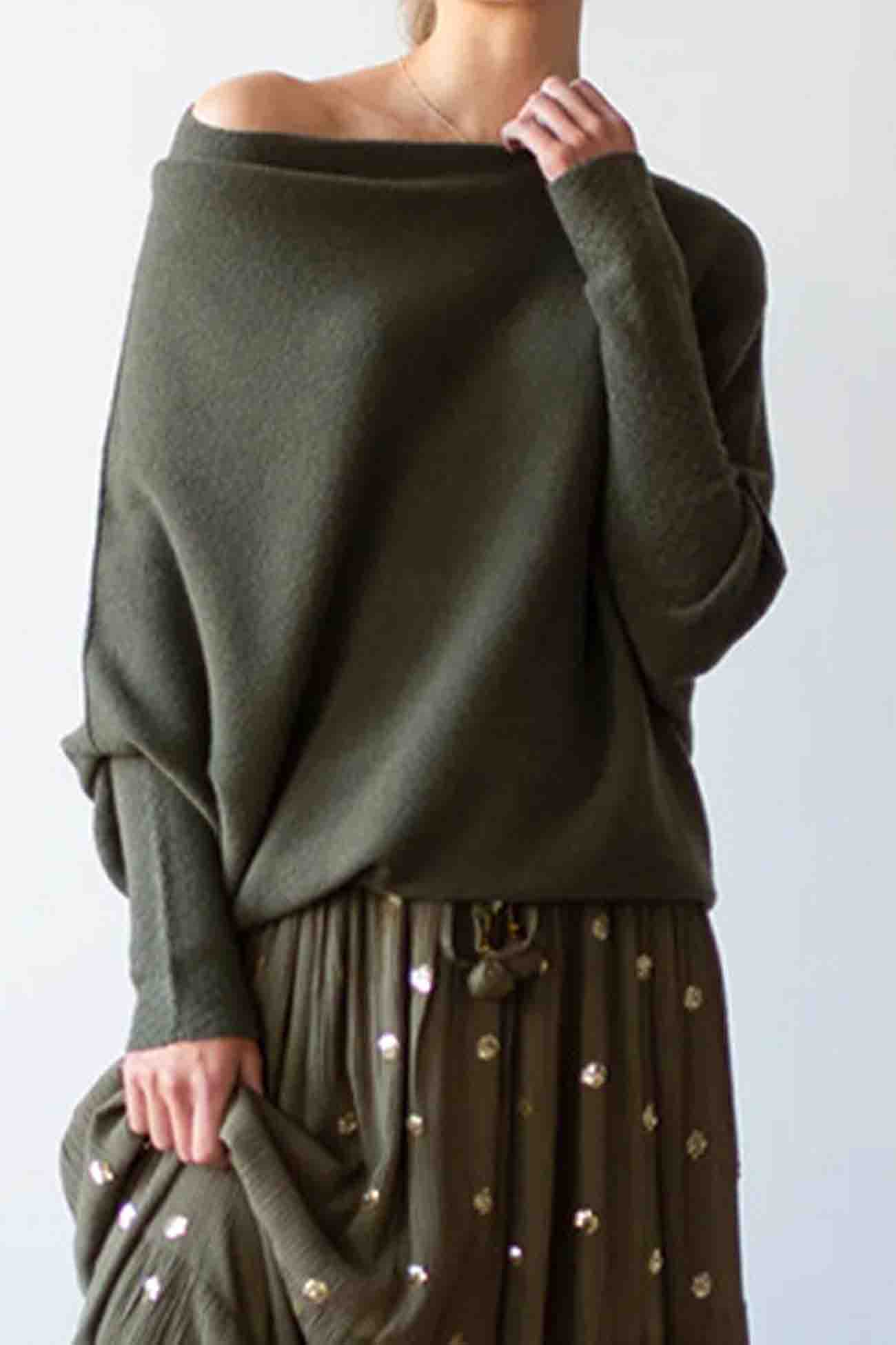 Paulina | Solid long-sleeved shirt with a crew neck