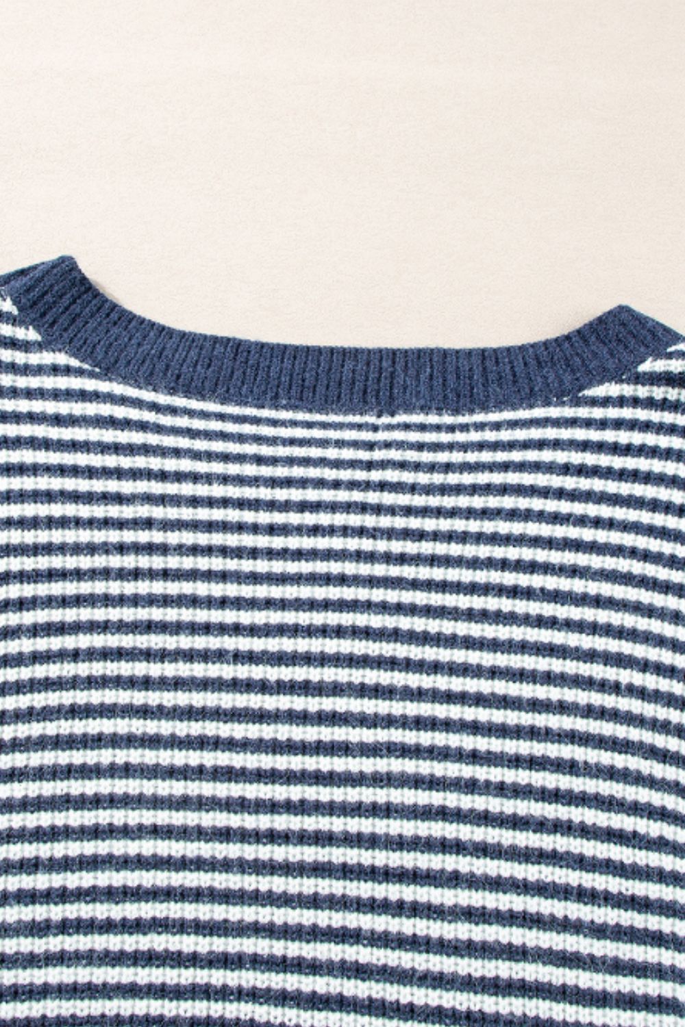 Noelia | Striped long-sleeved sweater with a boat neck