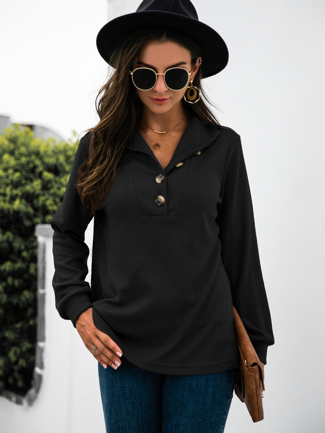 Renee | Half button t-shirt with long sleeves