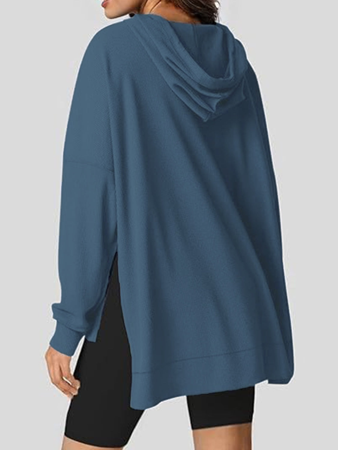 Eleonora | Long sleeve hoodie with drawstring and slit