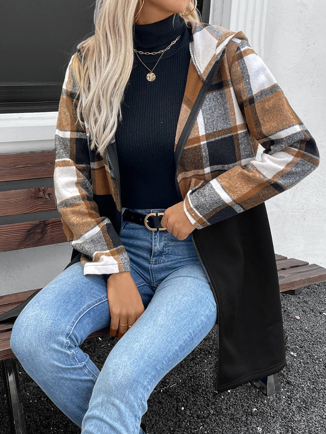 Hana | Checked long sleeve hooded outerwear with zip fastening