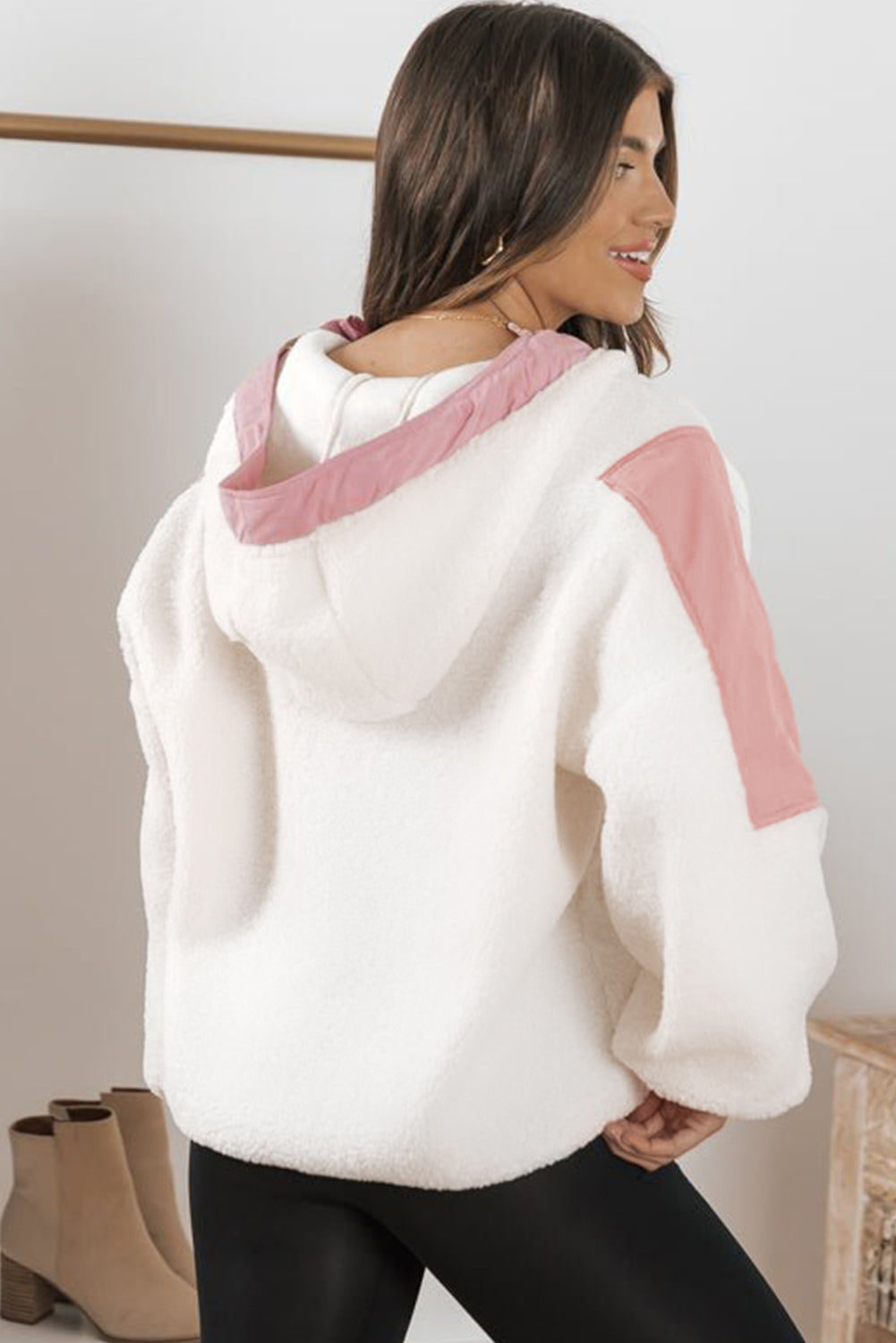 Hana | Effortless and classy winter hoodie