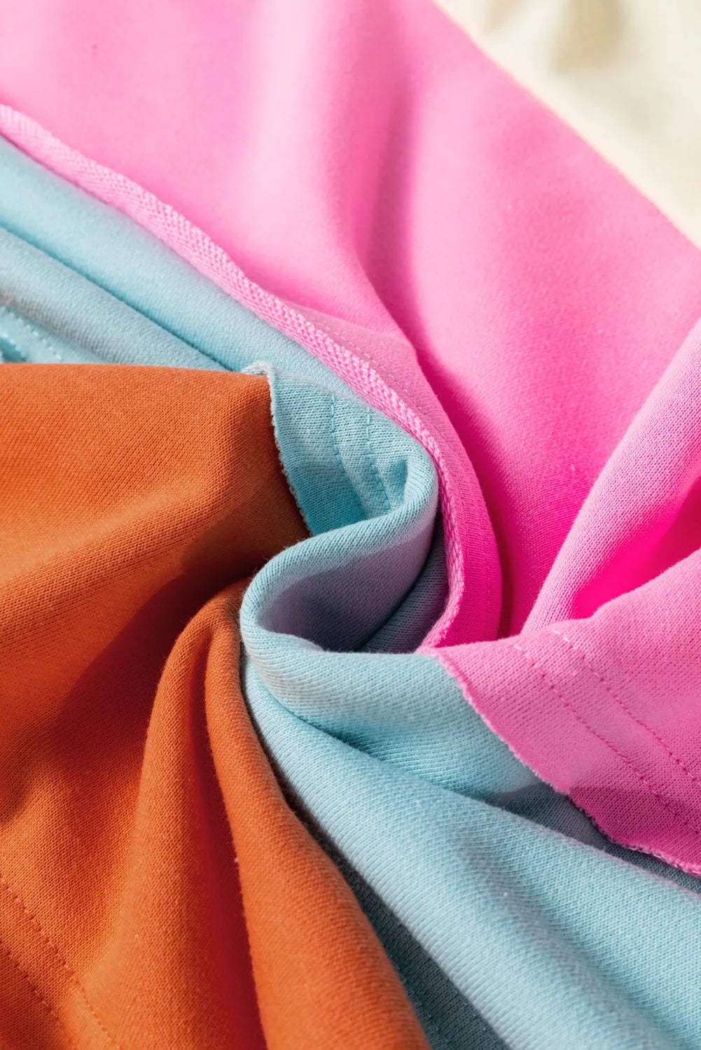 Felisa | Long sleeve sweatshirt with a color block design