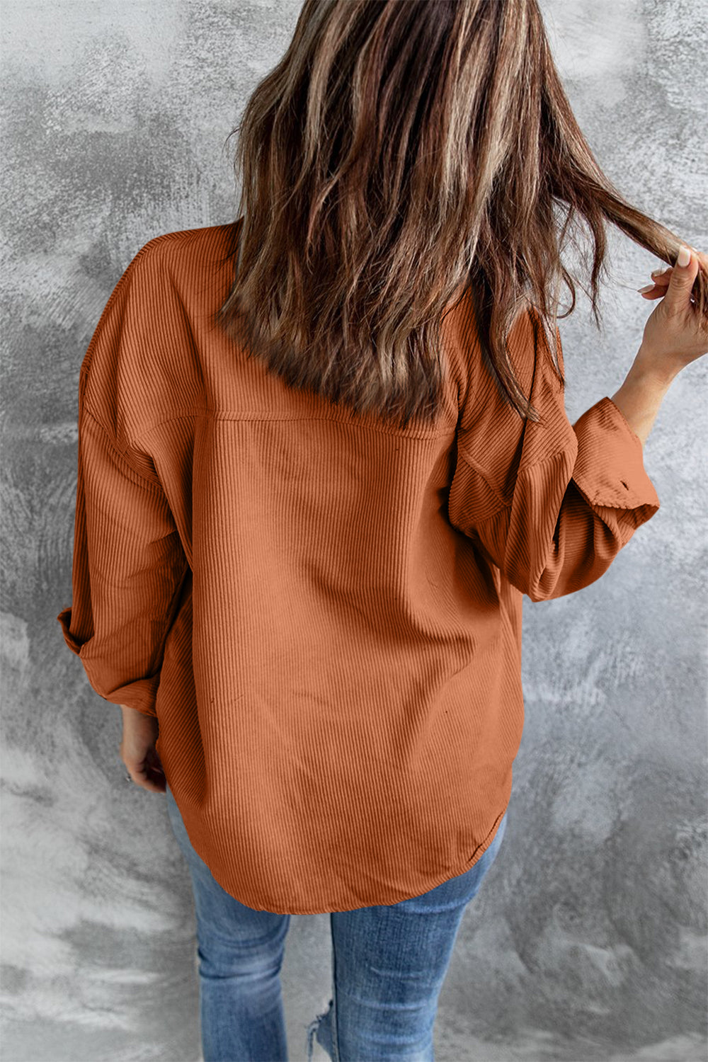Zuleyka | Buttoned, drop shoulder jacket with collar and collar