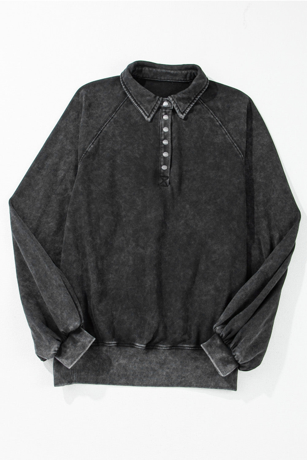 Valeria | Oversized sweatshirt with buttons and balloon sleeves