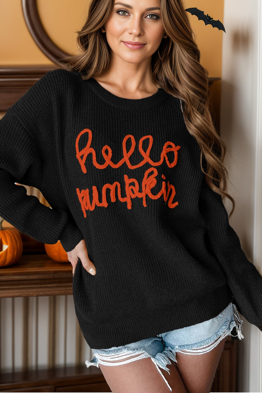 Greta | Long-sleeved sweater with a contrasting letter crew neck