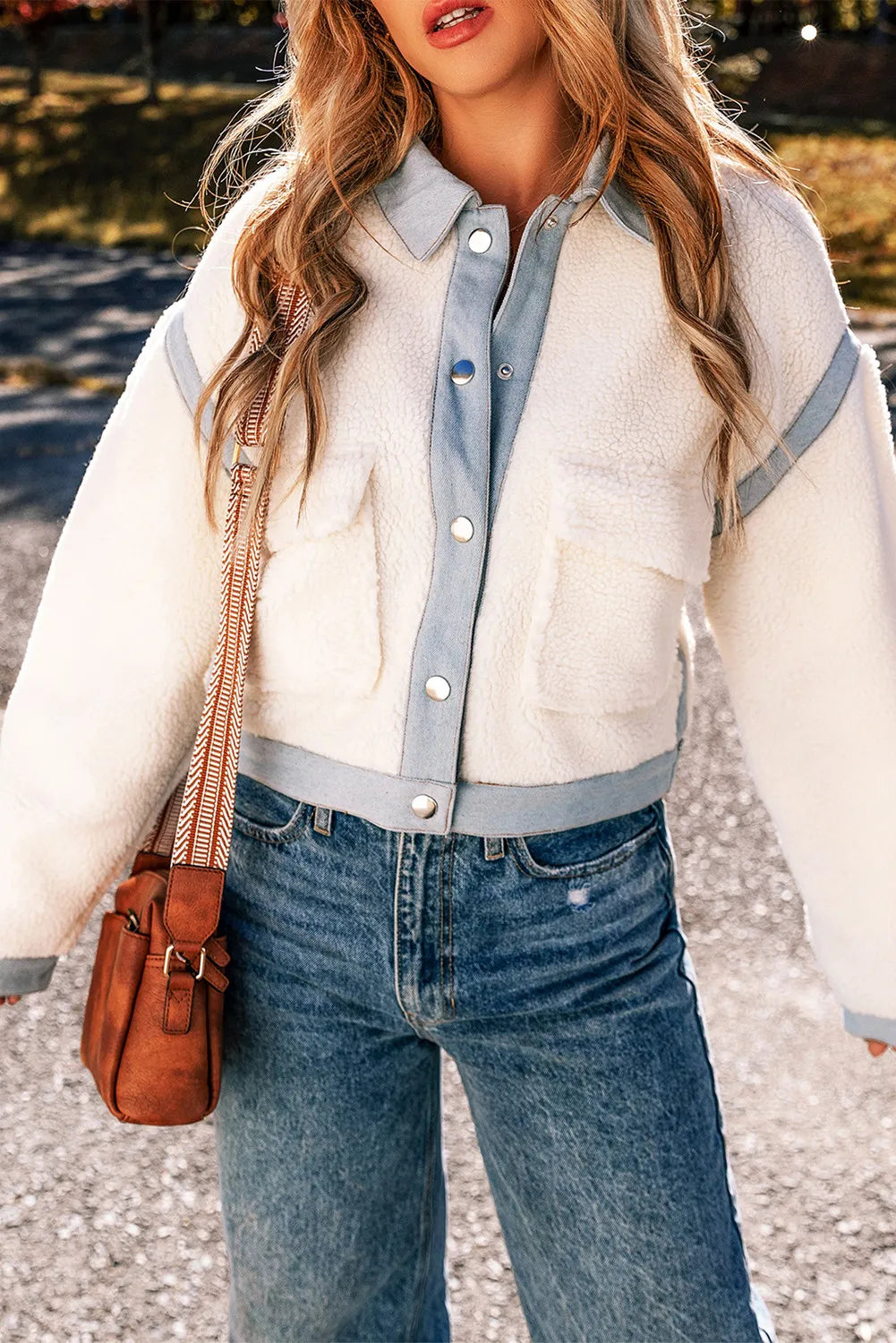 Ilse | Long sleeve jacket with snap closure and splices