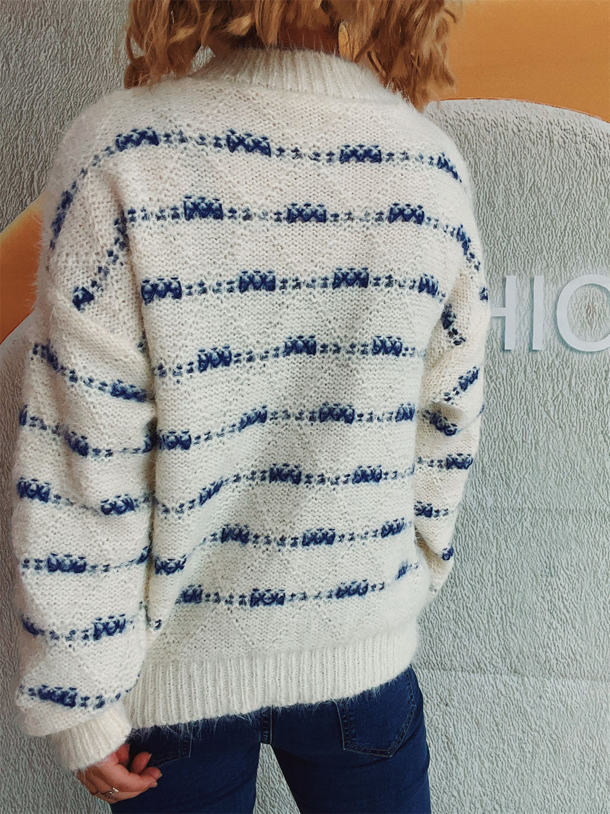 Ilse | Striped long-sleeved sweater with a crew neck